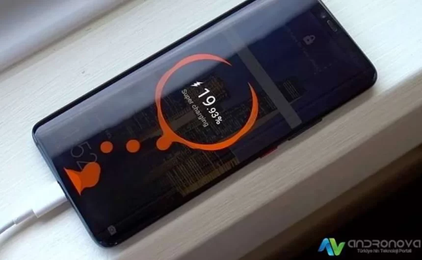Telefon şarja takınca kapanıyor