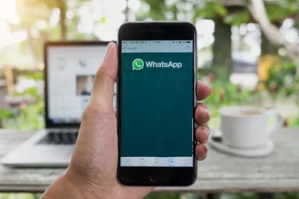 WhatsApp çevrimiçi kapanmıyor