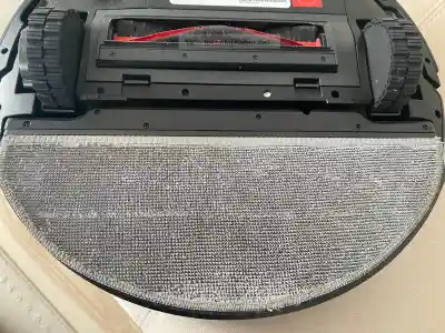 Robot takılmış ve ana tekerlekler sıkışmış